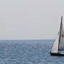 <p align=left>La baie des Chaleurs se prête bien aux activités nautiques, comme la voile...